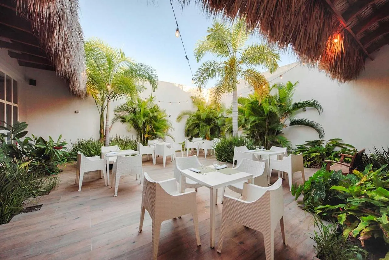 Grand Sirenis Punta Cana Resort & Aquagames Уверо-Альто