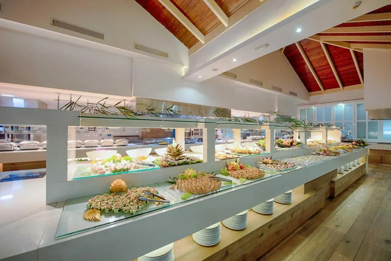 Grand Sirenis Punta Cana Resort & Aquagames Уверо-Альто