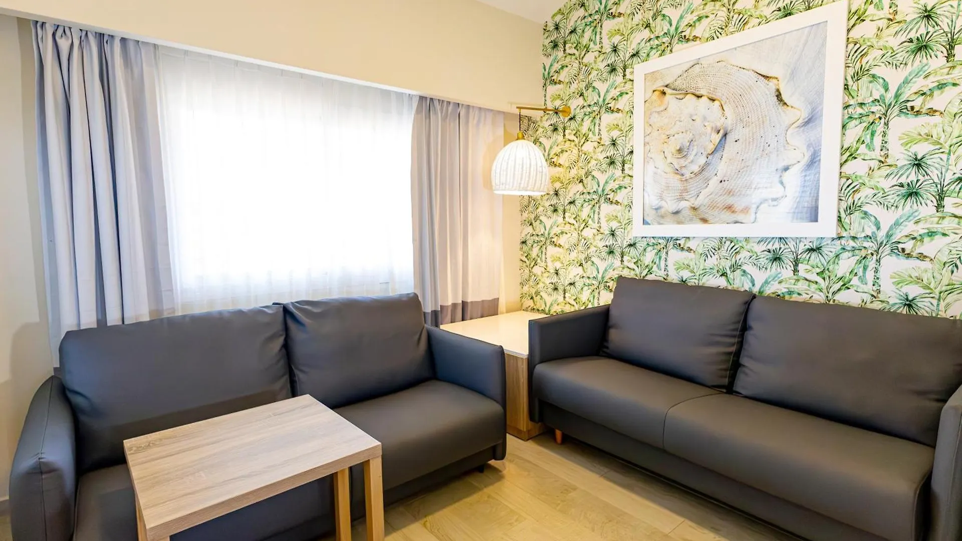 Grand Sirenis Punta Cana Resort & Aquagames Уверо-Альто