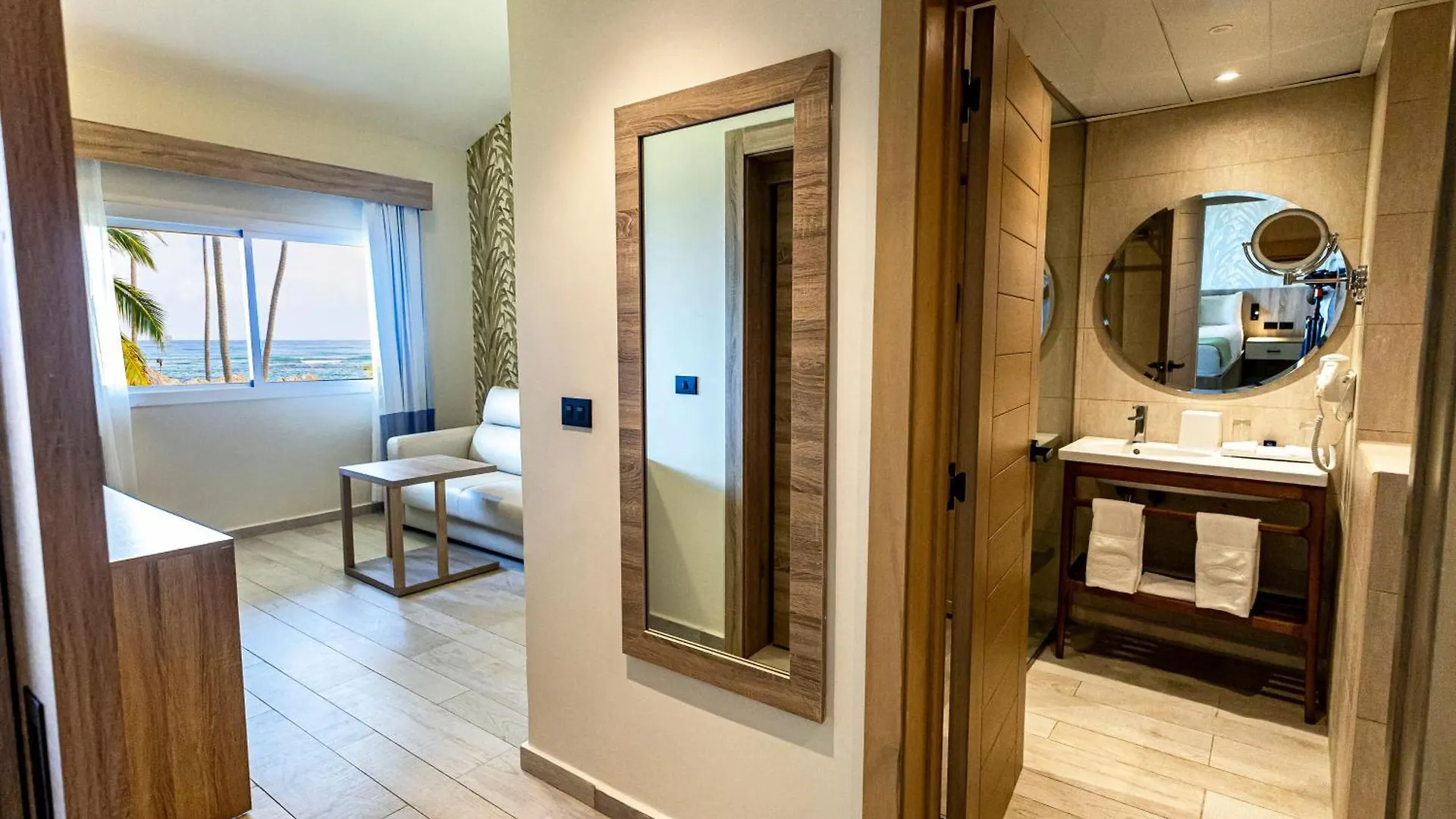 Grand Sirenis Punta Cana Resort & Aquagames Уверо-Альто