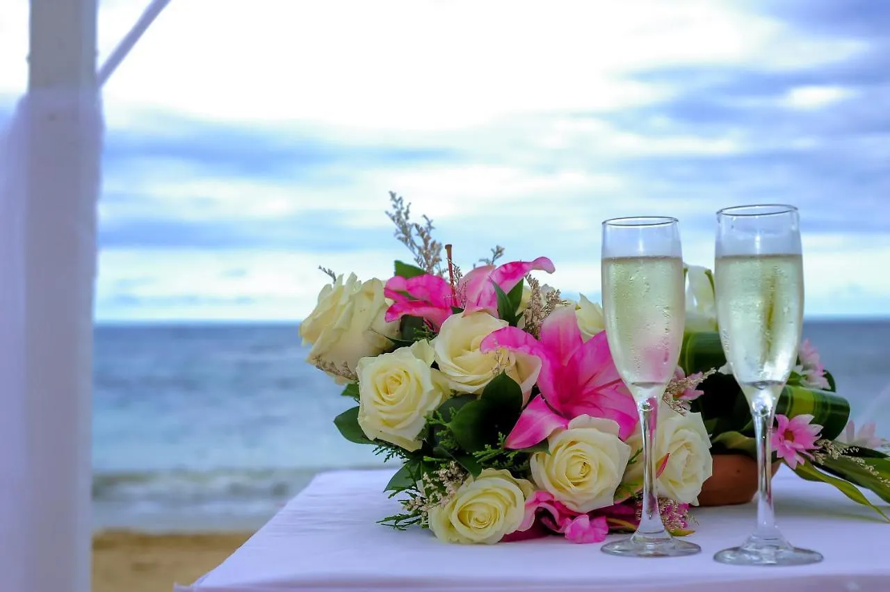Grand Sirenis Punta Cana Resort & Aquagames Уверо-Альто