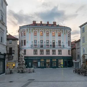 Square Heritage Hotell Split